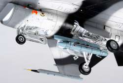 Tamiya 1/48 F-16C/N "Aggressor/Adversary"